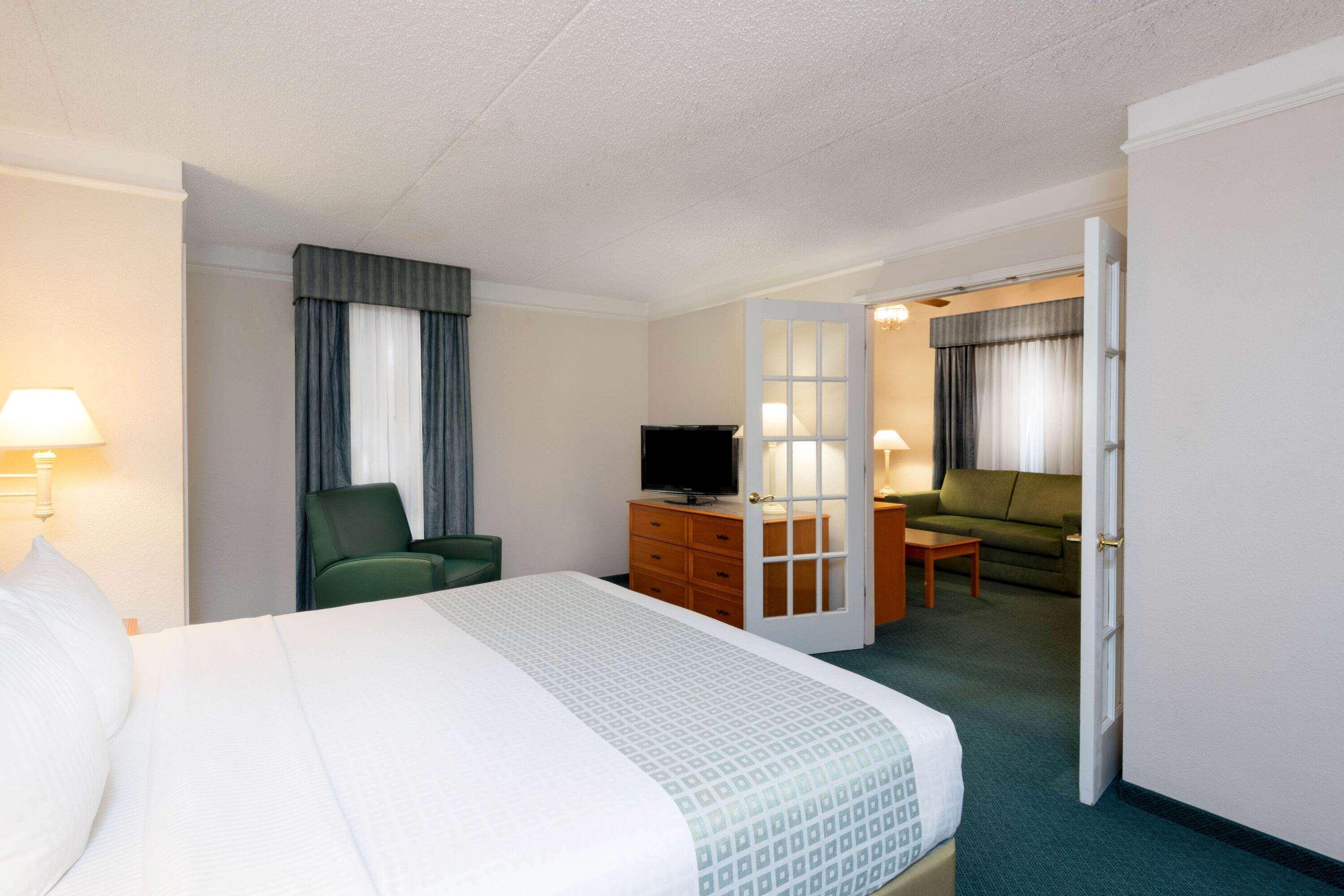 La Quinta Inn By Wyndham Farmington Exterior photo