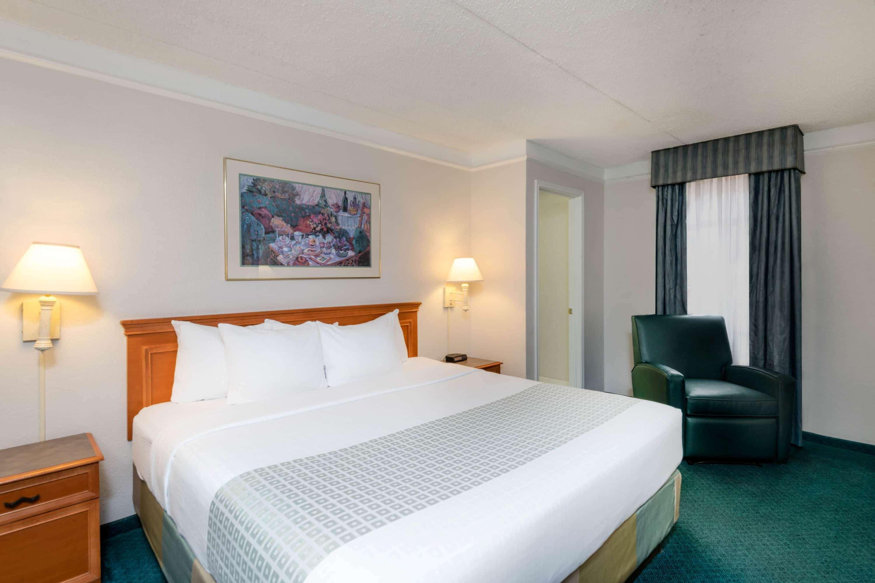 La Quinta Inn By Wyndham Farmington Exterior photo